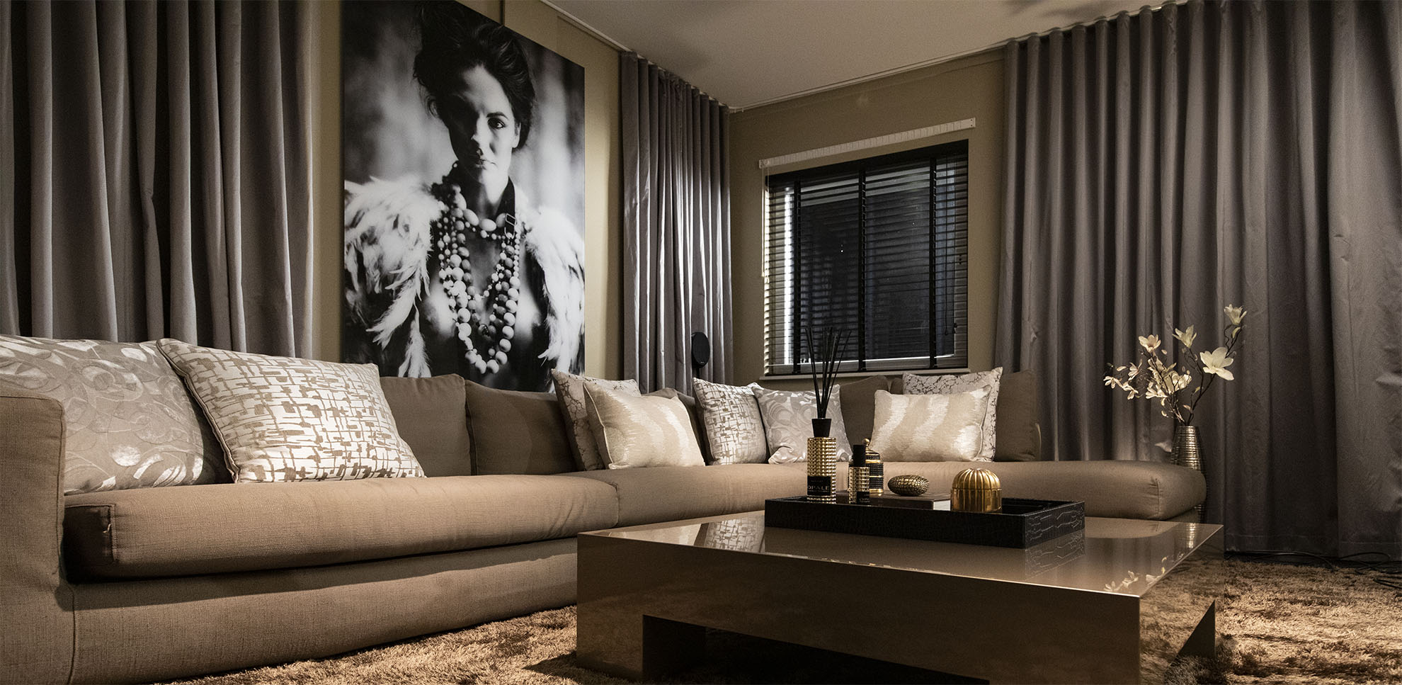 Premium_luxury_iconic_elegance_interior Iconic Elegance interieur